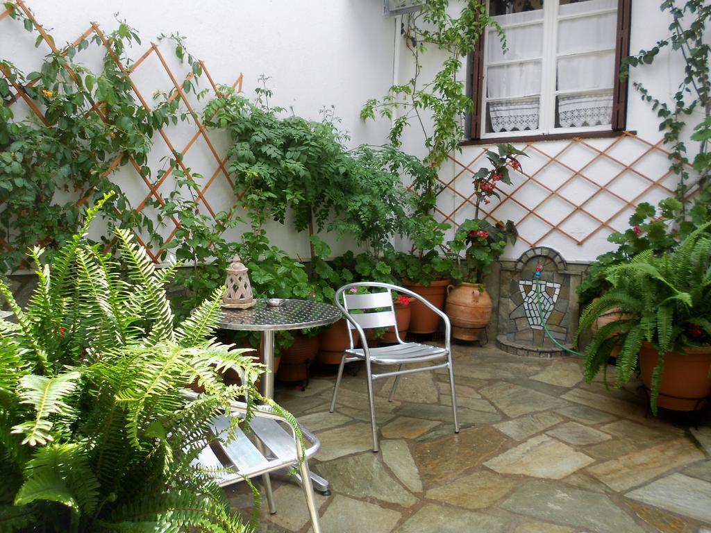 Aggela Guesthouse سكوبيلوس تاون المظهر الخارجي الصورة
