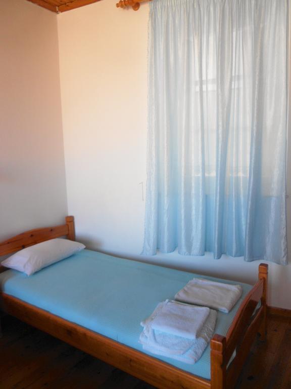 Aggela Guesthouse سكوبيلوس تاون الغرفة الصورة